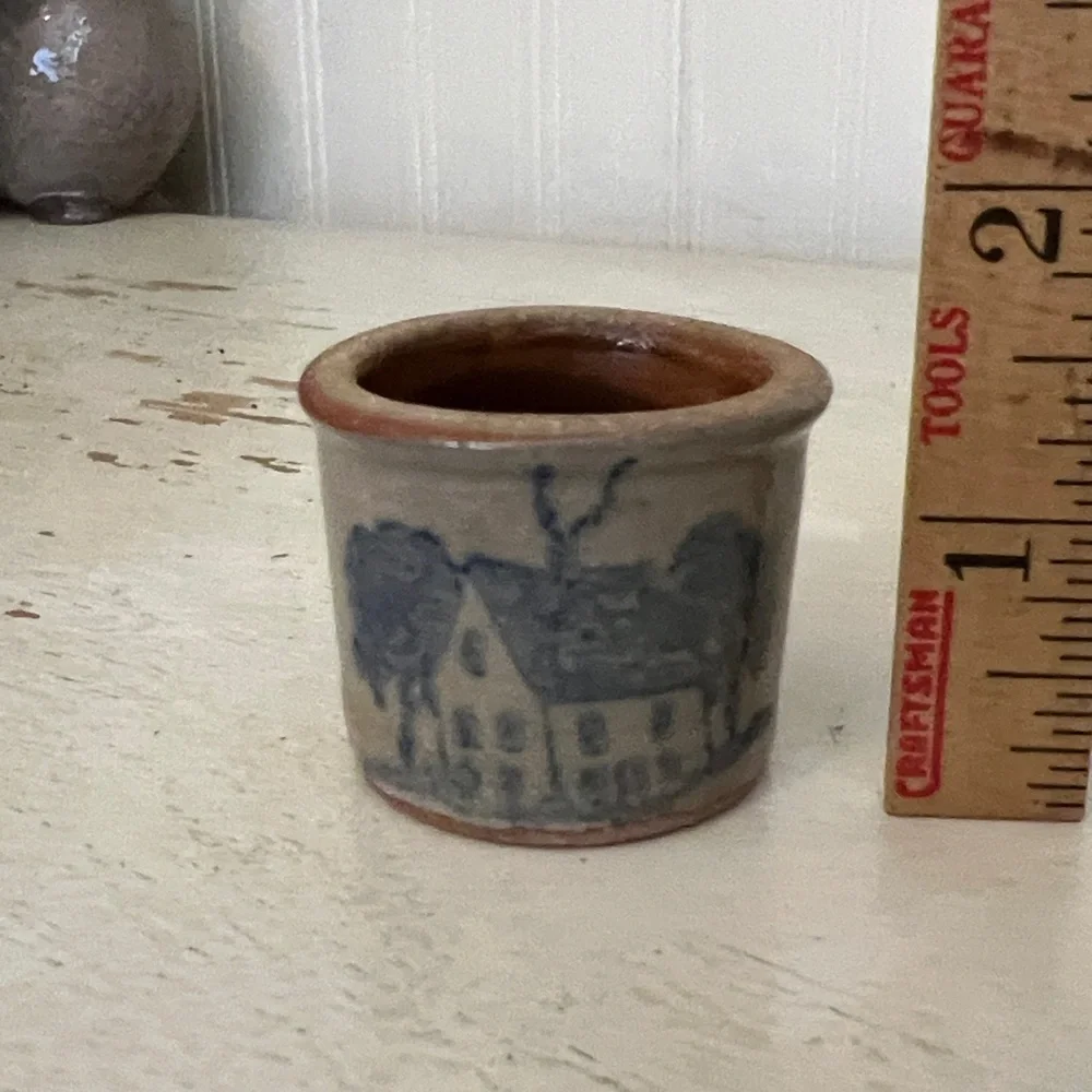 1990 Miniature Salt Glazed Stoneware Dollhouse house Crock 2